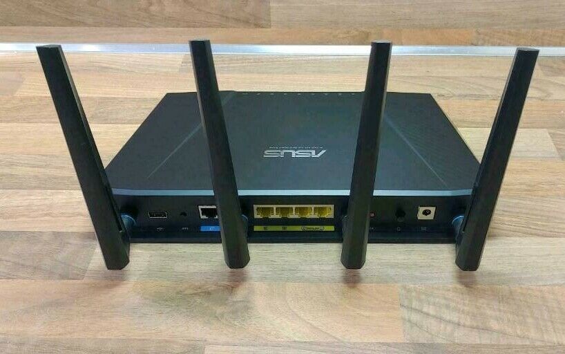 ASUS RT-AC87U Router Wlan Router wie neu, bester Router 2400 in Hamburg