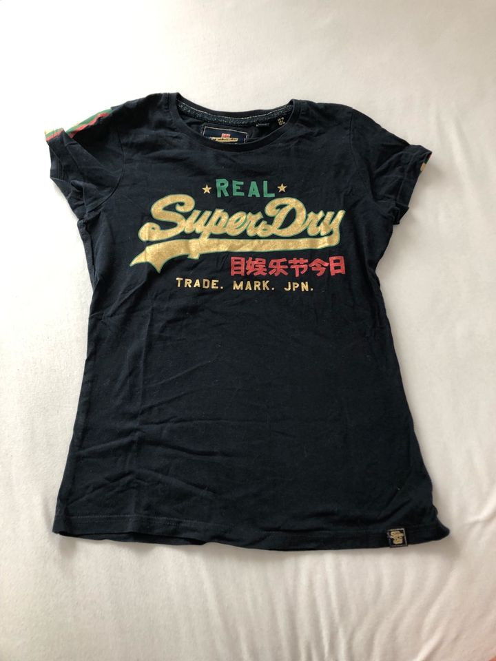 SuperDry T-Shirt in Duisburg