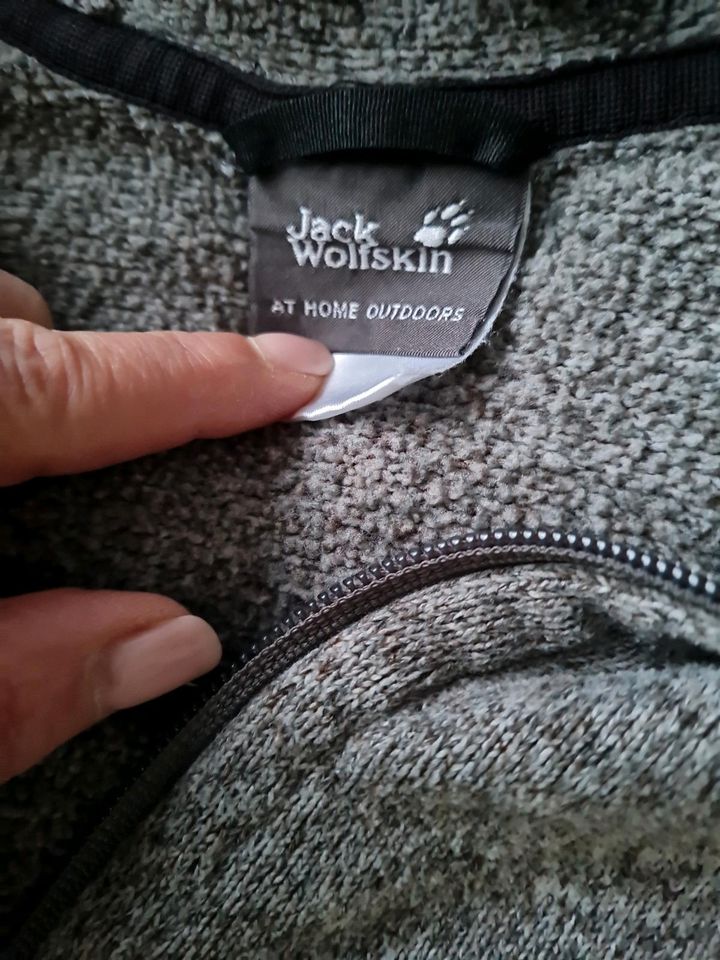 Jack Wolfskin Jacke in Größe L in Uetersen