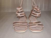 Sandalen flach Bugatti zum Binden Gr. 39 neu Versand Essen - Essen-Kettwig Vorschau