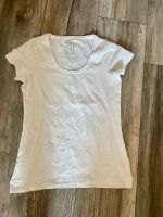 Basic T-Shirt Bluse Gr 40/42 weiß Sachsen - Gornau Vorschau