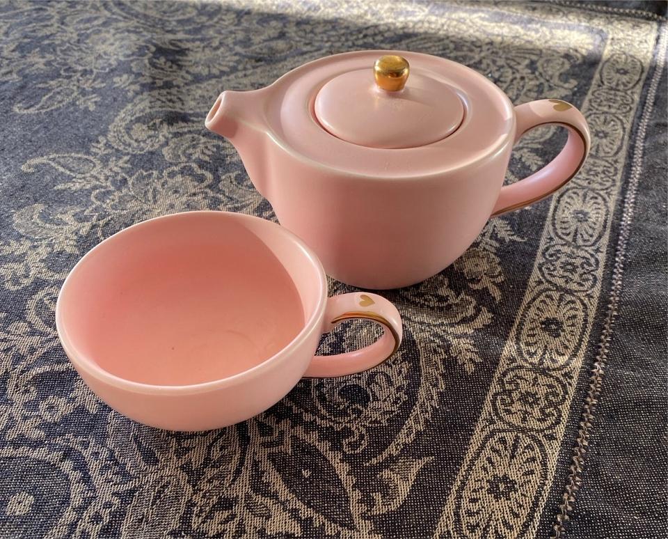 Teekännchen und Teetasse mit Herz von Hoff-Interieur Tee Set in Kämpfelbach