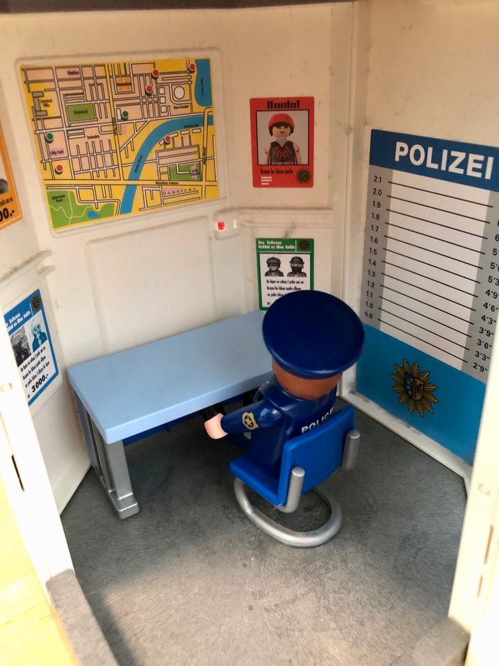 XXL Playmobil City Action Polizei SEK Set in Linthe