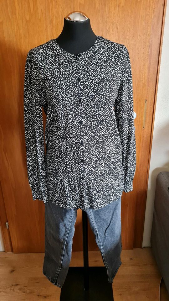 Esprit Bluse 15€+Review Jeans 19€+H&M Gürtel 5€/36€ in Volkmarsen