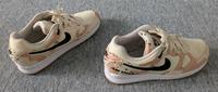 Sneaker Nike Camouflage Mecklenburg-Vorpommern - Neubrandenburg Vorschau