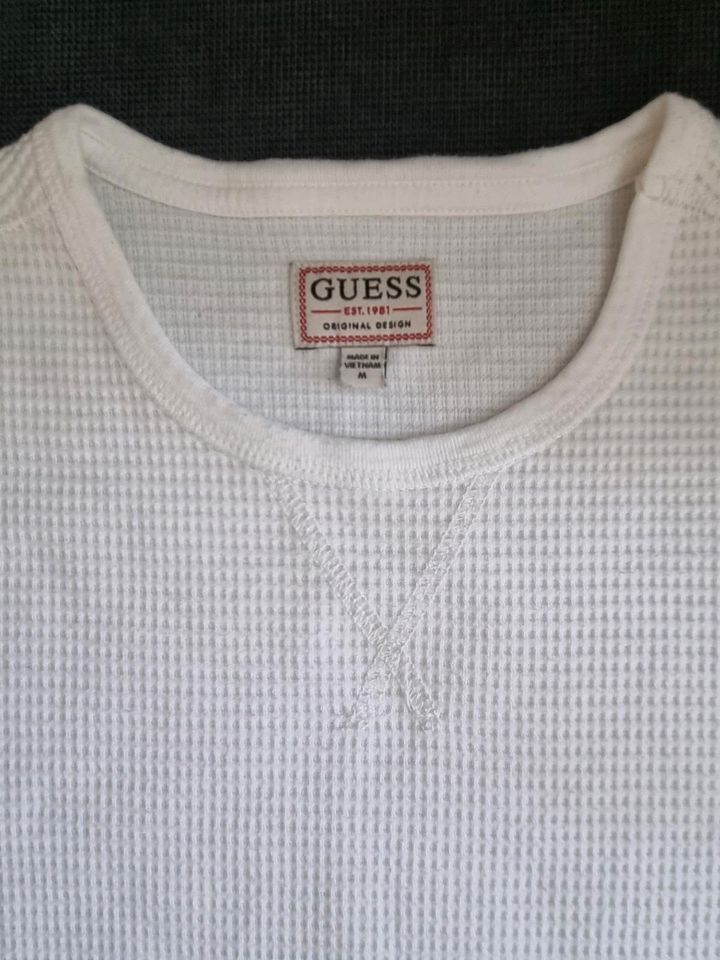 Guess Shirt /Pulli weiß - Größe M in Schwerin