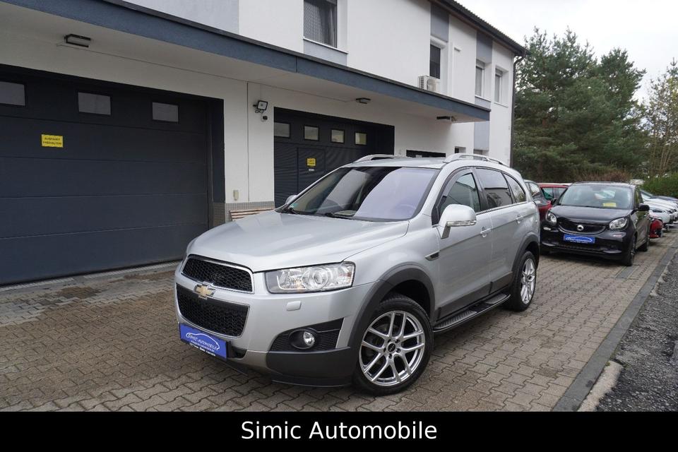 Chevrolet Captiva 2.2 D LT+ LEDER+NAVI+KAMERA+7Sitze+70Tkm in Owen