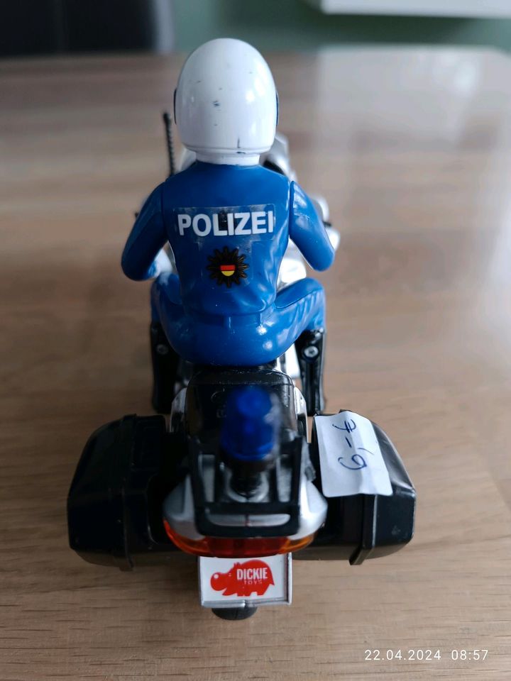 Dickie Toys Polizei Motorrad mit Licht und Sound Funktion in Reichenbach an der Fils