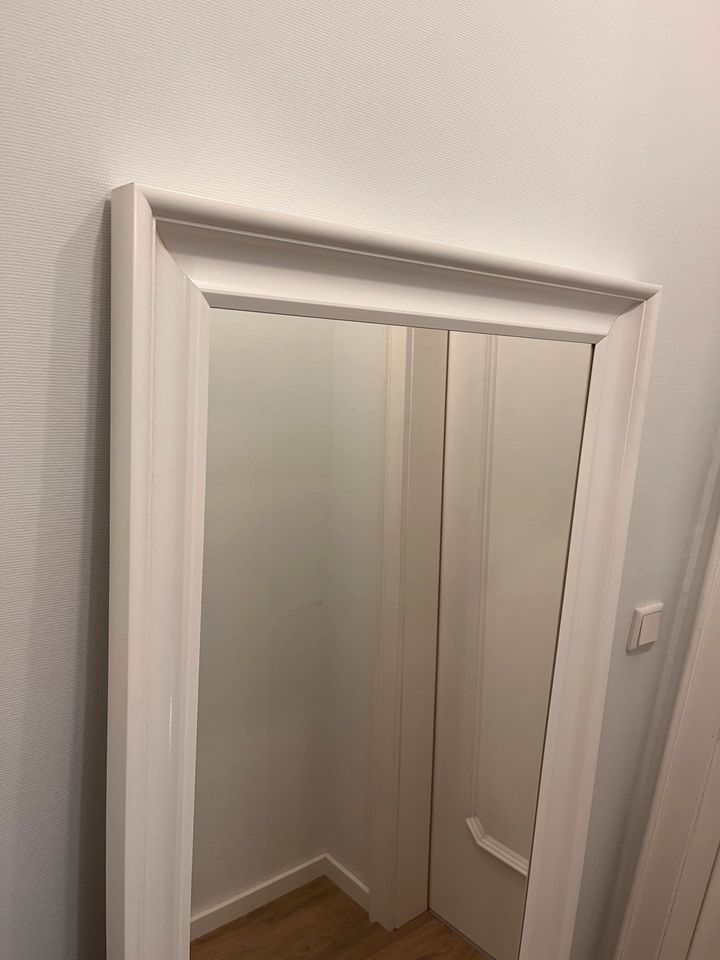 Spiegel, weiß, 75x165 cm in Möhnesee