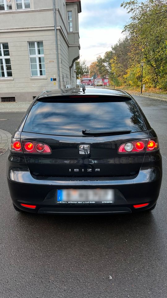 Seat Ibiza 1.4 Benzin in Berlin