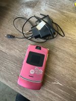 Motorola Razr Retro Handy mit Svarovski Steinen Nordrhein-Westfalen - Siegen Vorschau