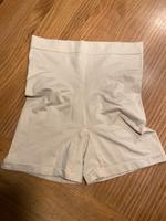 Esmara- Figurbetonte Hose- Größe 48/50 Nordrhein-Westfalen - Grevenbroich Vorschau