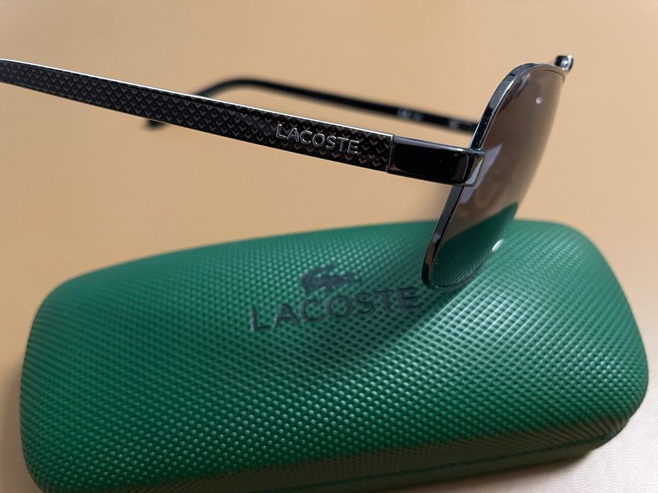 Lacoste Sonnenbrille schwarz Neu mit Box und Sticker Pilot in Hessen -  Maintal | eBay Kleinanzeigen ist jetzt Kleinanzeigen