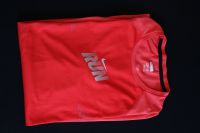 Nike Langarm-Shirt Fit dry, Run, Shirt, Größe L 50/52 Herren rot Baden-Württemberg - Karlsruhe Vorschau