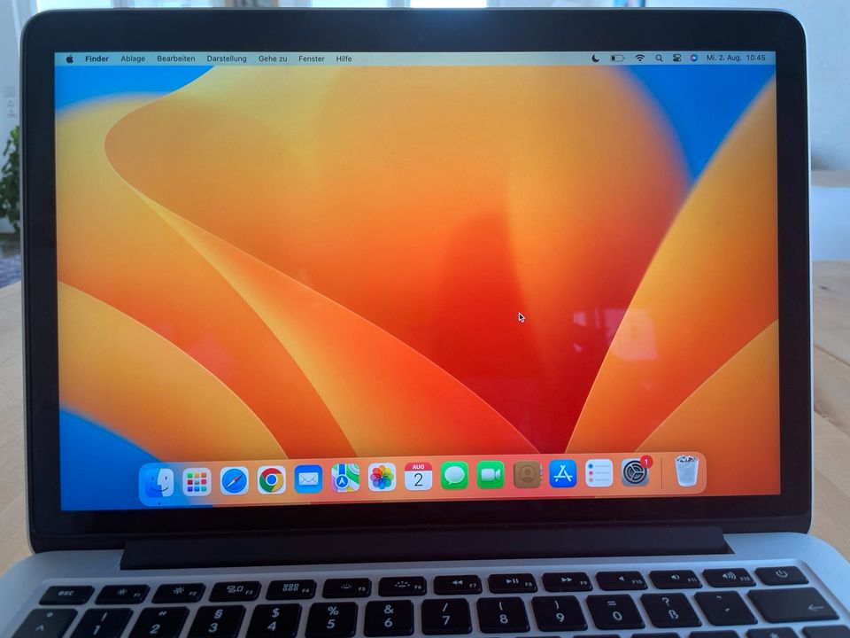 MacBook Pro 2015 13“ 8GB RAM 256GB SSD Intel Core i5 OVP in Berlin