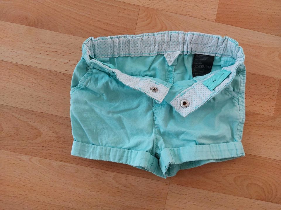 Shorts verstellbarer Bund Gr. 74 H&M in Baar-Ebenhausen