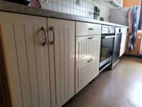 Helle Küche mit Kühlschrank zu verkaufen Nordrhein-Westfalen - Horn-Bad Meinberg Vorschau