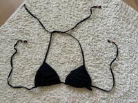 H&M Bikini Oberteil BH 34 XS schwarz Rüschen Niedersachsen - Celle Vorschau