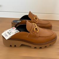 Zara Clogs Damen Mules Slipper feste Schuhe Sommerschuh Leder 39 Niedersachsen - Heidenau Vorschau