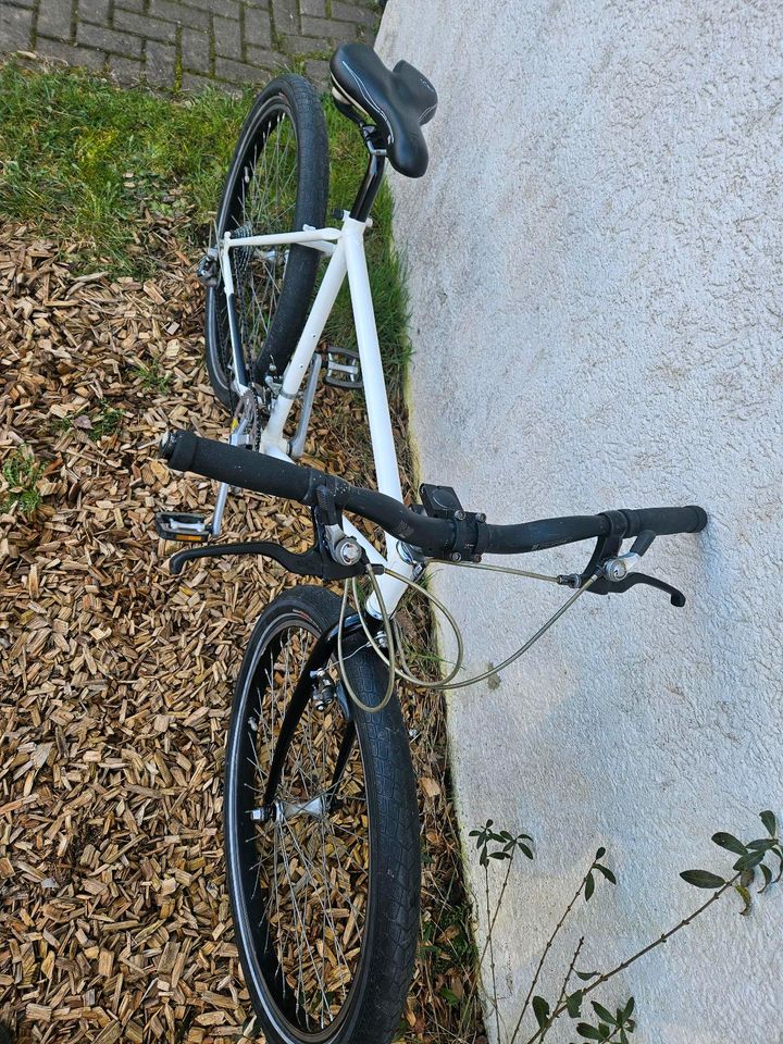 Fahrrad mit Gangschaltung in Wismar