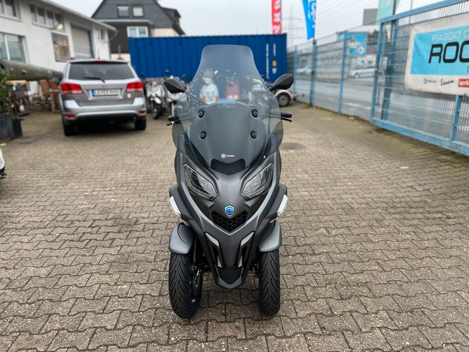 Piaggio mp3 530 Exclusive E5 in Leverkusen