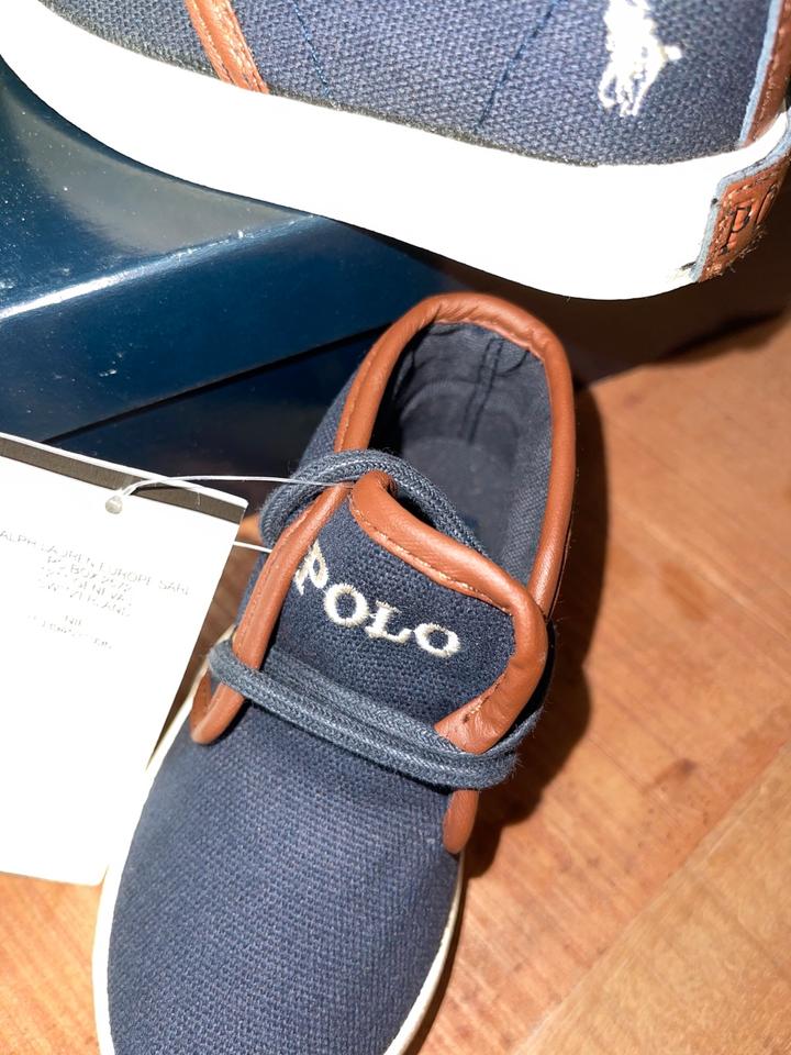Coole Sneakers blau braun neu von Ralph Lauren in Größe 22 in Seeblick