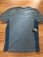 Nike Funktions- Shirt Größe M Baden-Württemberg - Karlsruhe Vorschau