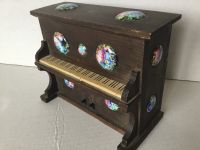 Große alte Spieluhr Klavier mit Schatulle..17 cm Bayern - Bayreuth Vorschau