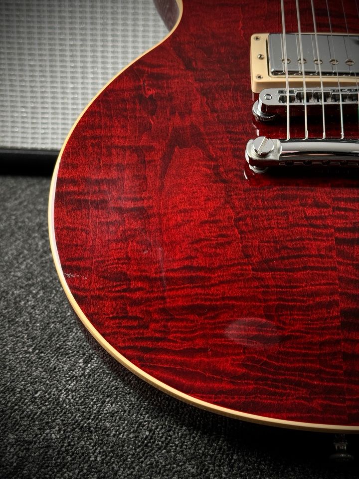 2011 Gibson Les Paul Standard Premium Plus Wine Red in Kiefersfelden