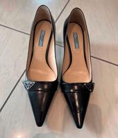 Prada Pumps schwarz Leder high heels Schuhe Damen Nordrhein-Westfalen - Elsdorf Vorschau