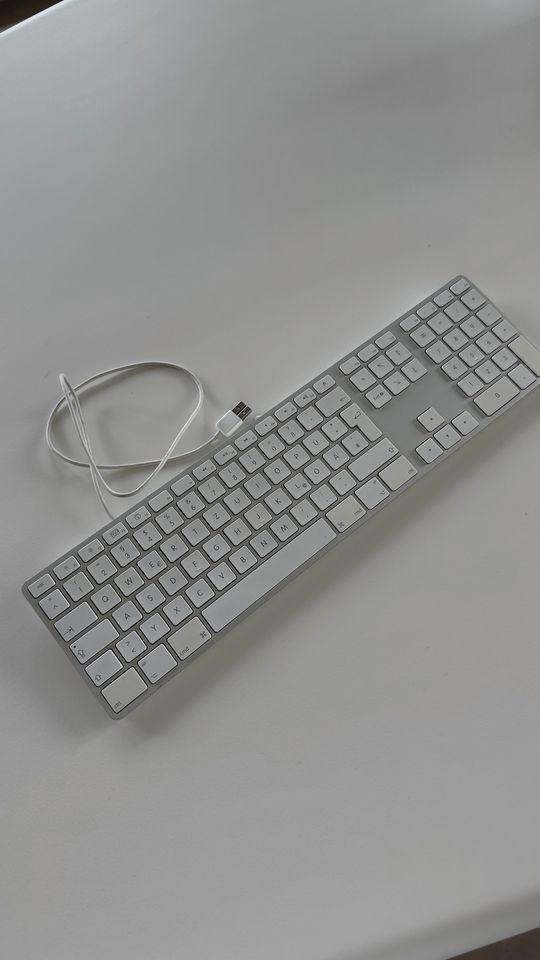 Apple USB Tastatur in Berlin