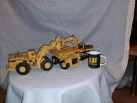 Caterpillar Cat NZG Modelle einzeln, od. im Konvolut 789 994 5130 Nordrhein-Westfalen - Oberhausen Vorschau