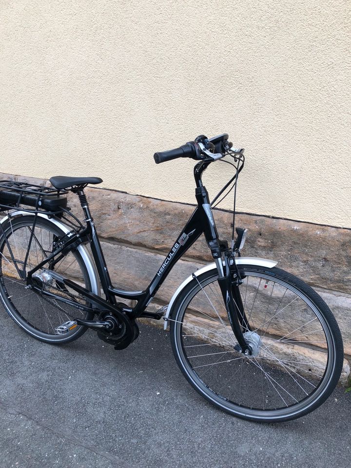 E-Bike Elektrorad HERCULES / Akku neu / 28 Zoll / 7 Gänge/RH 50cm in Bayreuth