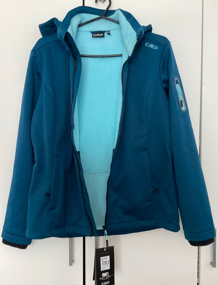 ***CMP Softshelljacke NEU*** in Neunkirchen-Seelscheid