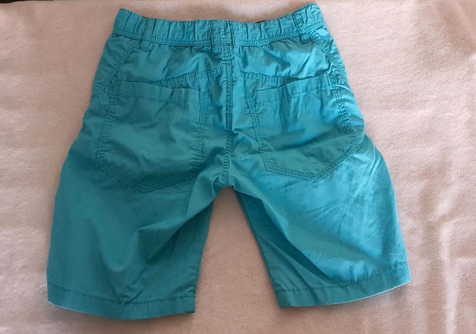 Shorts Jungen Gr. 140 in Berlin