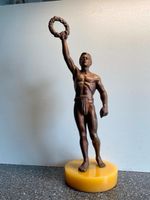 Bronze Skulptur Athletischer Sieger Lorbeerkranz Figur Mann Mitte - Tiergarten Vorschau