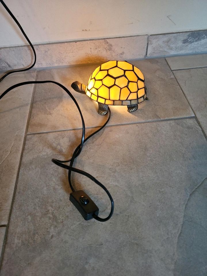 Tiffany Schildkröten Lampe in Irmenach