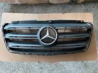 Mercedes Benz Sprinter Kühlergrill Frontgrill A9108852800 NEU Nordrhein-Westfalen - Monheim am Rhein Vorschau