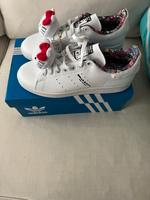Adidas Stan Smith Hello Kitty  40 2/3 Sachsen - Krostitz Vorschau