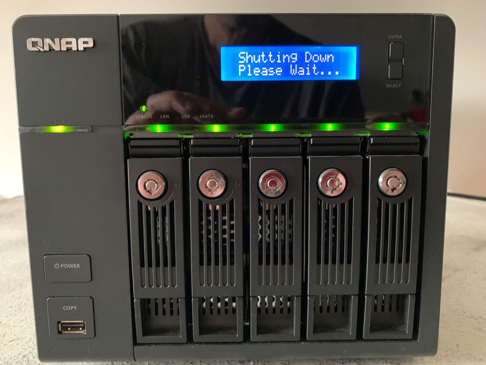 QNAP 559 pro+ NAS | 8TB | 5-Tray in Düsseldorf