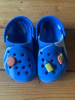 Crocs- Schuhe Größe 22 inkl 3 Schuhstecker Vahr - Neue Vahr Nord Vorschau