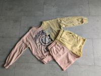 Pullover+Shorts Gr.146/152 Super Zustand, Sport -Set Nordrhein-Westfalen - Ratingen Vorschau