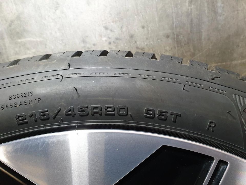 Renault Megane E-Tech Alufelgen Allwetterreifen 215/45 R 20 EA0#5 in Herford