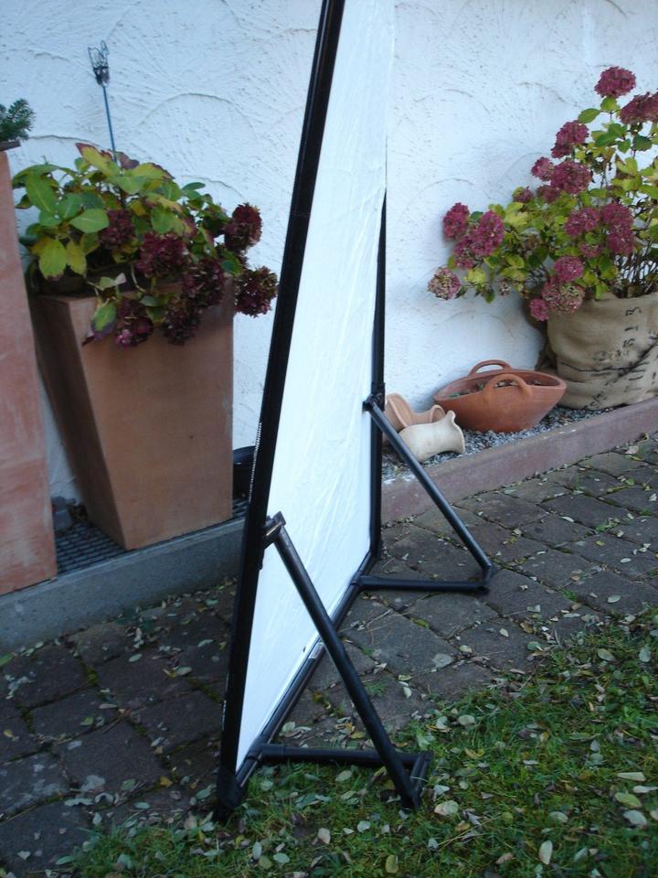 Lightform Panel P22, schwarz, weiß, s/w, Stellwand, Reflektor in Ulm