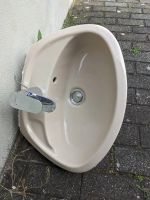 Cremefarbenes Waschbecken von Villeroy und Boch für Gäste WC Bayern - Bad Abbach Vorschau