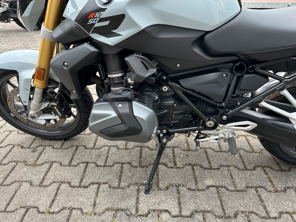 BMW R1250R 2023 LED Scheinwerfer adaptives Kurvenlicht 2 Pakete in Höhenkirchen-Siegertsbrunn