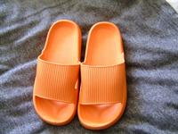 Original Cloudwalk Premium Pantolette 38/39 Orange NEU Baden-Württemberg - Mühlacker Vorschau