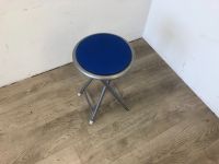 #A Klapphocker rund Metall Camping blau Retro Bar Küche Sachsen - Burgstädt Vorschau