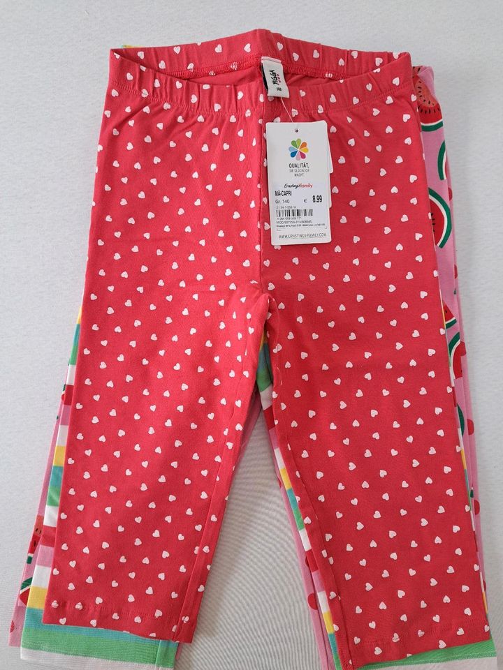 Capri Leggings yigga gr. 140 neu ovp mit etikett jeweils in Braunschweig