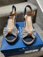 Riemchensandalen von Tom Tailer, neu Gr. 39 Harburg - Hamburg Sinstorf Vorschau